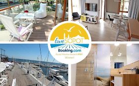 Lovesopot Luxury Terrace Apartment